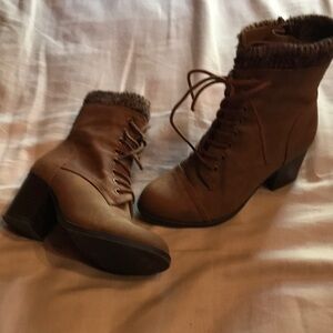Brown Zip up but Lace-Up look Ankle Boots